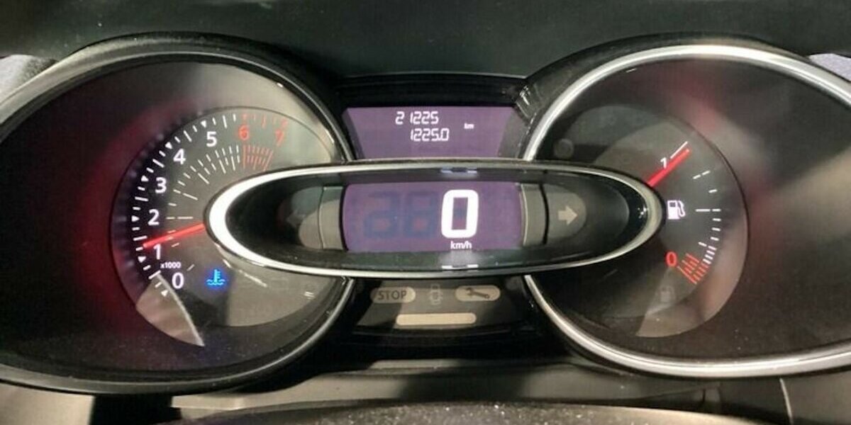 Renault Clio GT Bose Klima Navi 21.tkm ServNeu GARANTIE 21.000 km 12.900 &euro; Erftstadt 50374