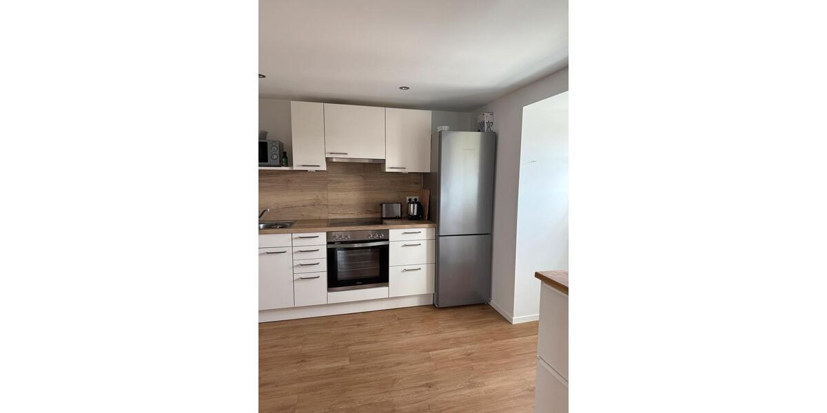 Dachgeschoßwohnung Lindenberg im Allgäu - 4 Zimmer, 100 m&sup2;, 680&euro; | Angebot:26013006