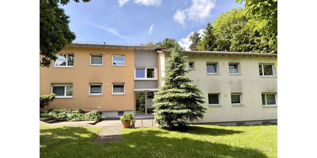 Provisionsfrei* 3,79% Rendite + Indexmiete: Vermietete 4-Zi.-Wohnung mit Kamin-Option & Garten! - Erdgeschoßwohnung Ravensburg Eschach | Angebot:26888566