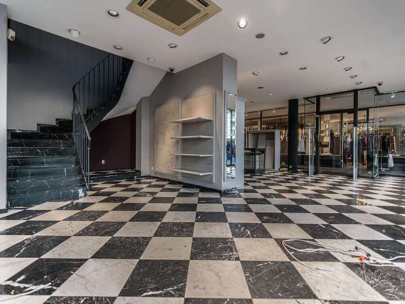 Einzelhandel in Wiesbaden 10.999 € 505 m²
