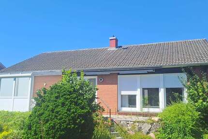 Haus zum Kaufen in Stade 349.000 € 135 m² 5 zimmer