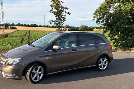 Mercedes-Benz B 200 107.500 km 10.900 &euro; Liederbach 65835