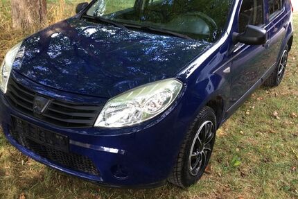 Dacia Sandero 138.573 km 1.750 &euro; Bad Arolsen 34454