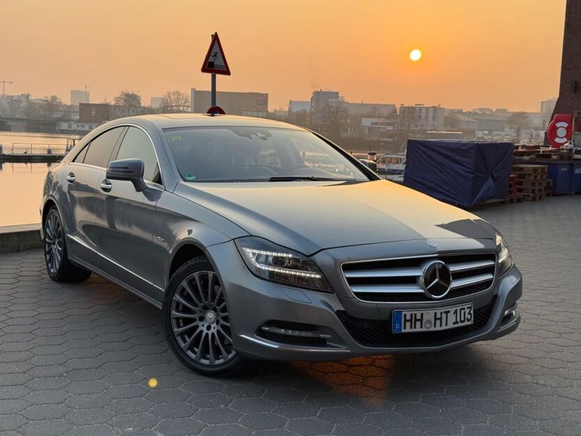 Mercedes-Benz CLS 350 319.900 km 14.100 € Hamburg 20539
