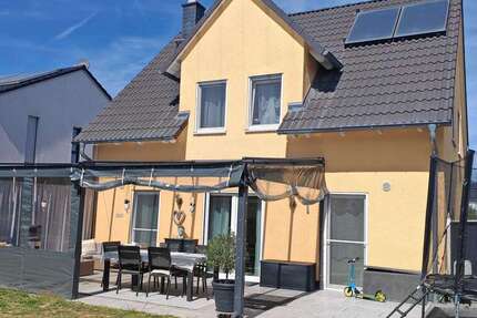 Haus zum Kaufen in Gau-Bischofsheim 687.000 € 119.78 m²