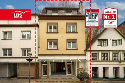 Wohn- und Geschäftshaus in der Fußgängerzone mit Ist-Faktor 11 6 zimmer