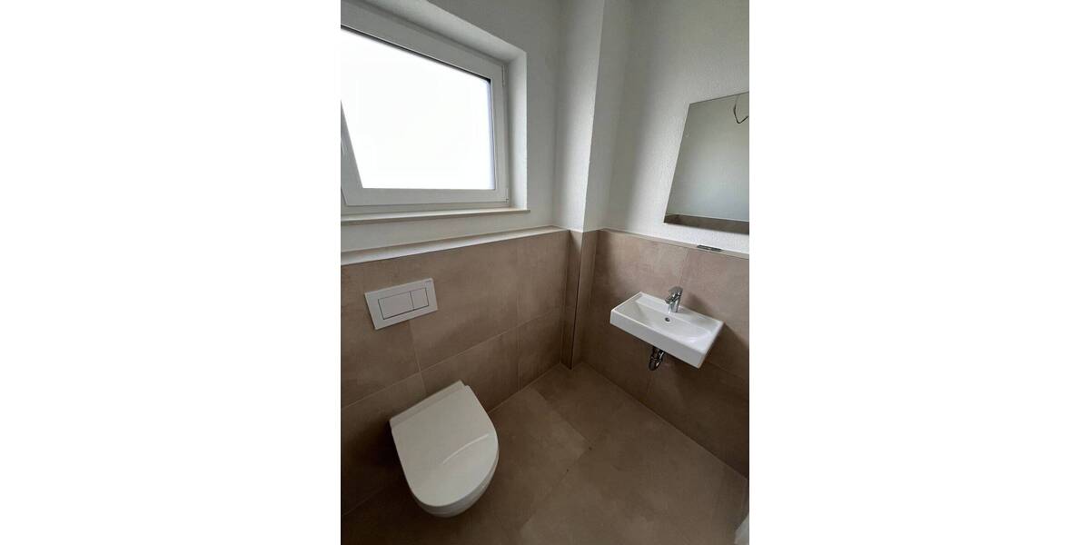 Erstbezug: 4,5-Zimmer-OG-Wohnung mit Balkon und Küche 4 zimmer