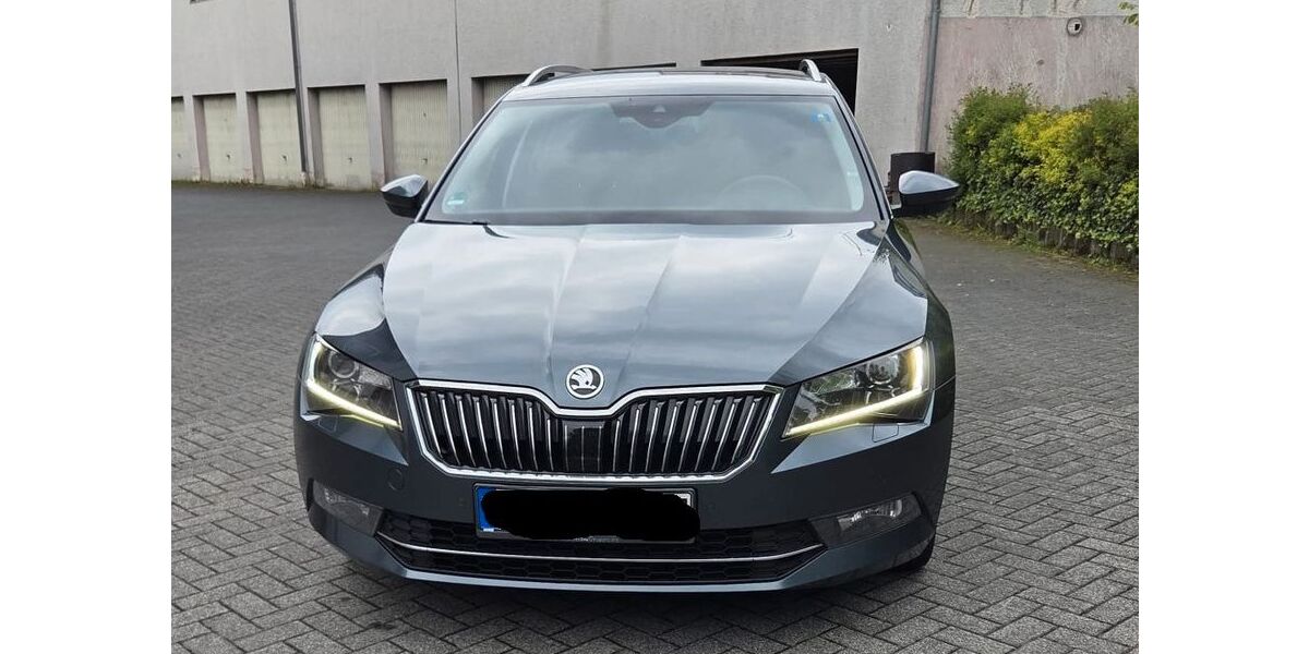Skoda Superb 208.000 km 15.650 &euro; Nümbrecht 51588