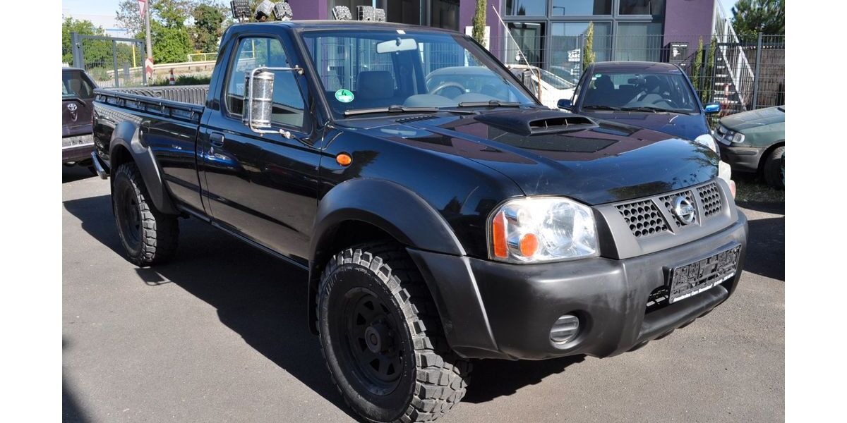 Nissan Navara 165.000 km 7.950 &euro; Mannheim 68305