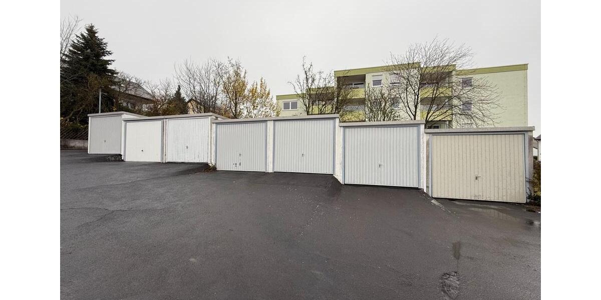 Etagenwohnung Wunsiedel - 4 Zimmer, 104 m&sup2;, 870&euro; | Angebot:25614800