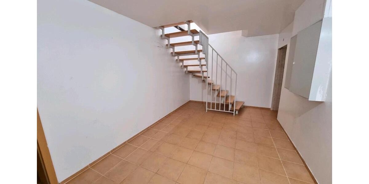 Einfamilienhaus Obersulm - 7 Zimmer, 207 m&sup2;, 550.000&euro; | Angebot:24836768