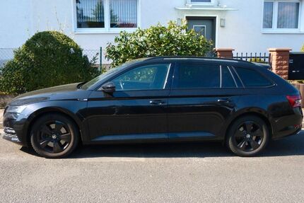 Skoda Superb 82.000 km 26.799 &euro; Frankfurt 60529