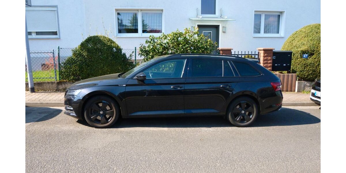 Skoda Superb 82.000 km 26.799 &euro; Frankfurt 60529