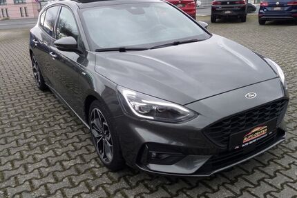 Ford Focus 50.000 km 19.490 &euro; Erlenbach a. Main 63906