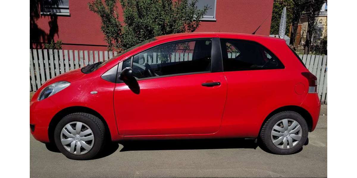 Toyota Yaris 189.000 km 2.790 &euro; Reutlingen, Stadt 72770