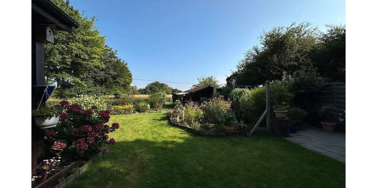 Einfamilienhaus Uelsby - 8 Zimmer, 168 m&sup2;, 212.000&euro; | Angebot:25745855