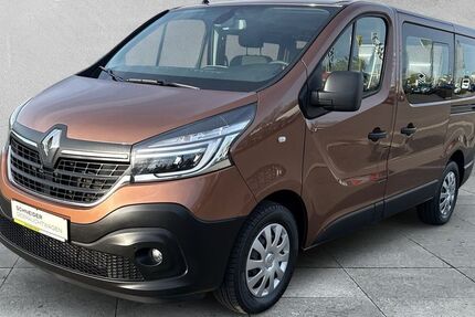 Renault Trafic 105.000 km 21.990 &euro; Hof 95030
