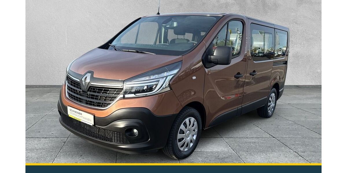 Renault Trafic 105.000 km 21.990 &euro; Hof 95030