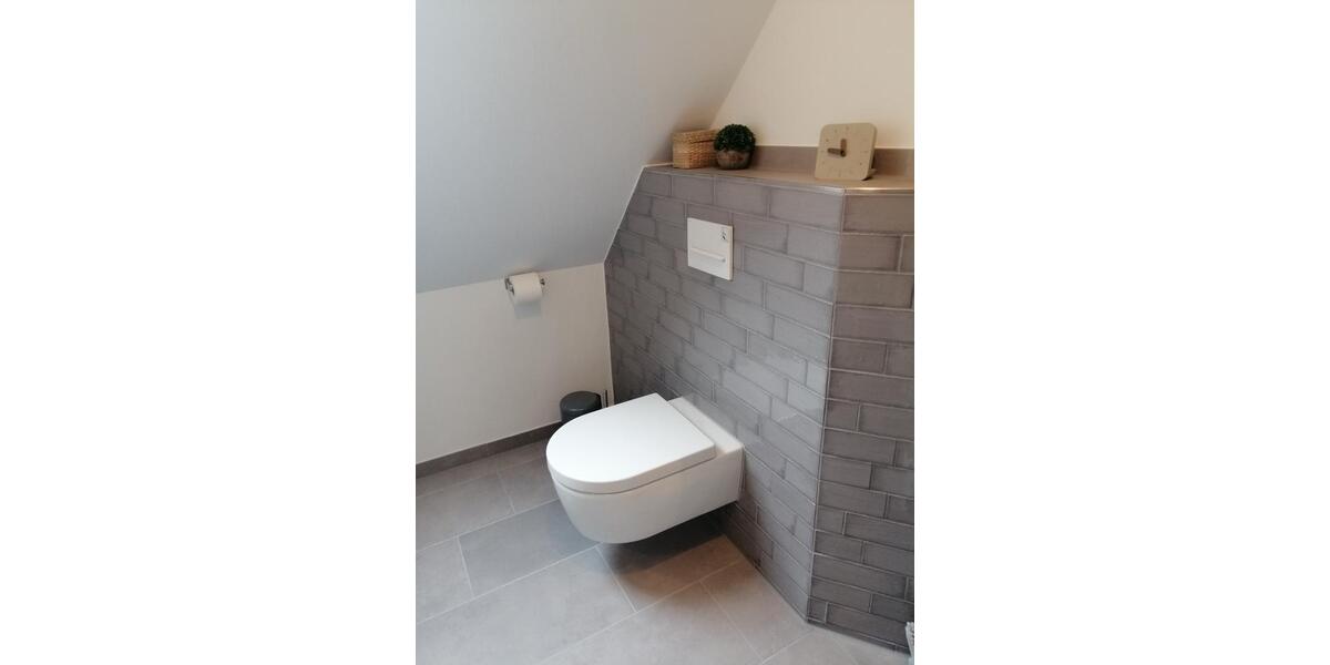 Dachgeschoßwohnung Ihlow - 1 Zimmer, 60 m&sup2;, 650&euro; | Angebot:25719903