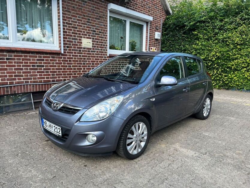 i20