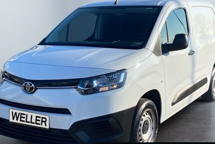 Toyota Proace City 41.604 km 16.470 &euro; Dortmund 44143
