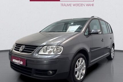 VW Touran 234.500 km 3.990 &euro; Ahrensburg 22926