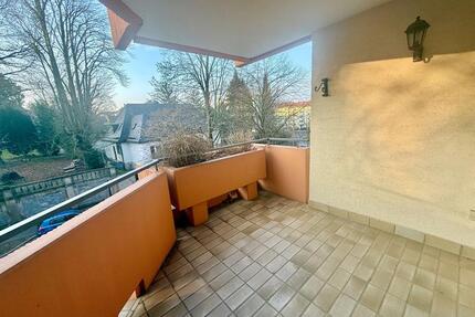 Großzügige und gut geschnittene 4-Zimmer-Wohnung mit 2 Balkonen