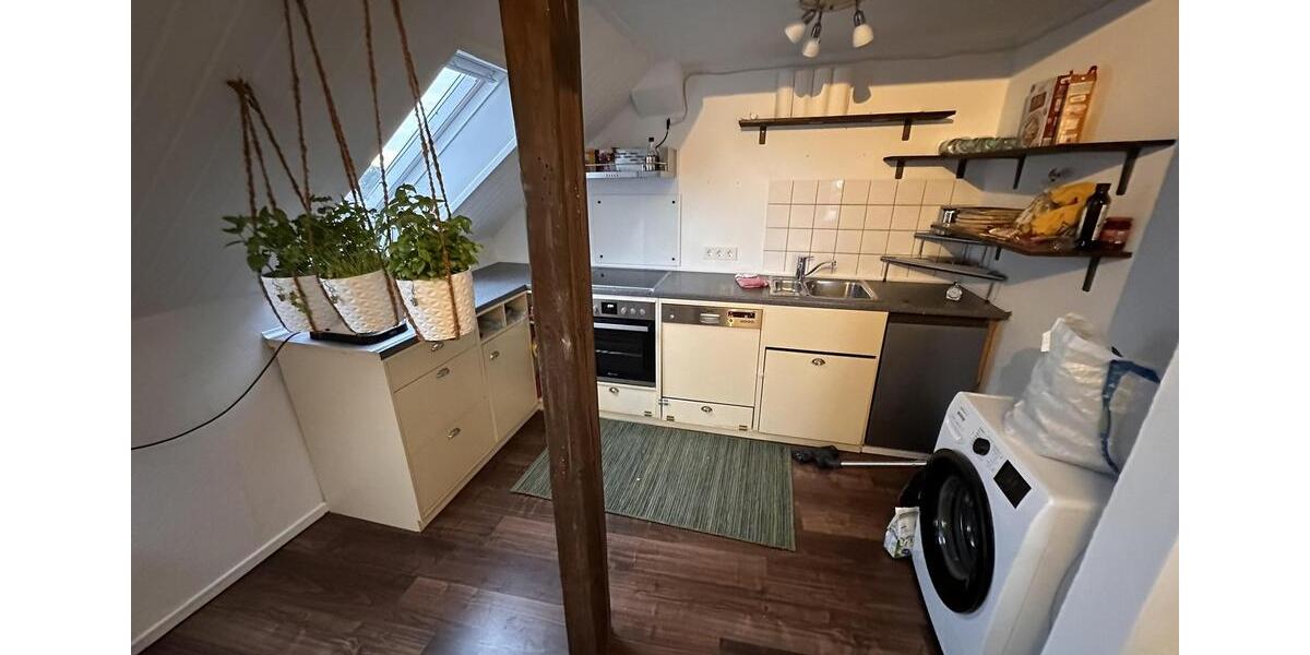 Dachgeschoßwohnung Bremen Neustadt - 1.5 Zimmer, 40 m&sup2;, 650&euro; | Angebot:25407607