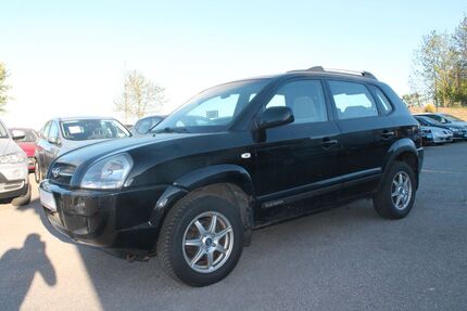 Hyundai TUCSON 182.000 km 1.990 &euro; Holzkirchen bei München 83607
