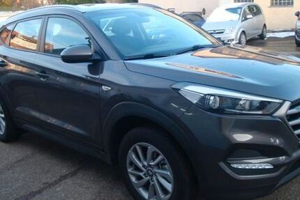 Hyundai TUCSON 82.698 km 15.950 &euro; Irndorf 78597