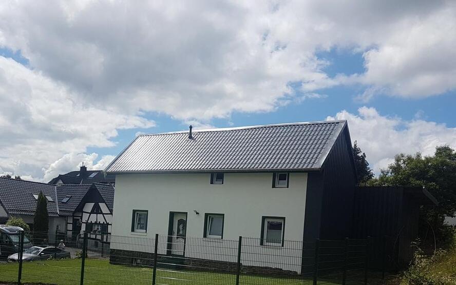 freistehendes & kernsaniertes Bauernhaus mit Garten & Stellplatz