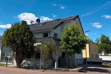Haus Nidderau - 6 Zimmer, 240 m&sup2;, 780.000&euro; | Angebot:27091273