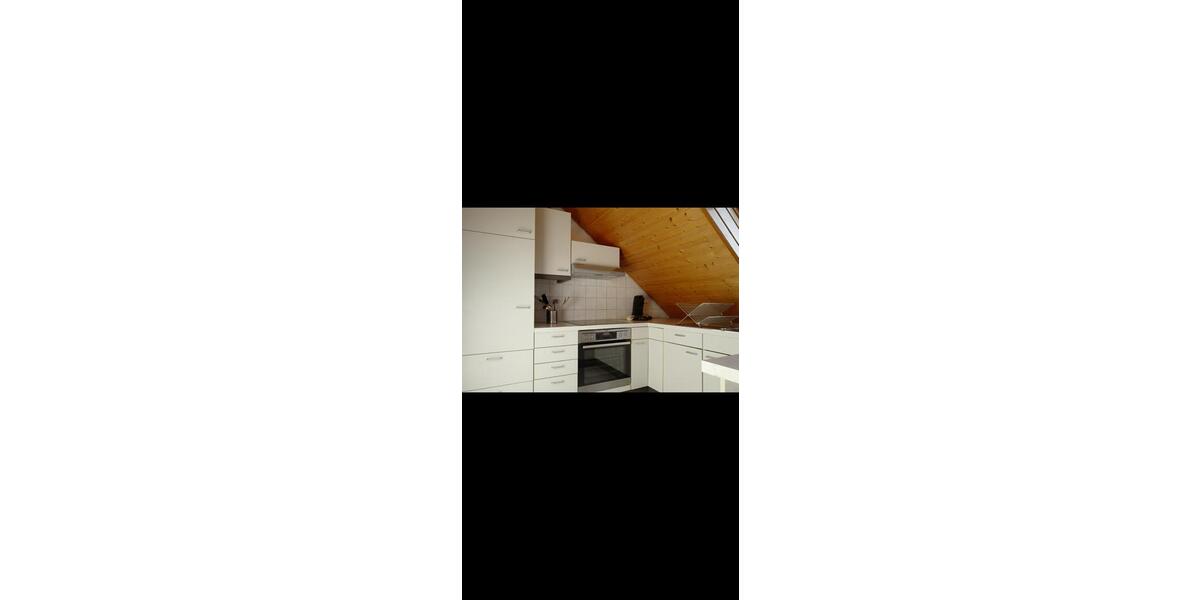 Dachgeschoßwohnung Weil am Rhein - 2 Zimmer, 60 m&sup2;, 1.250&euro; | Angebot:26326717