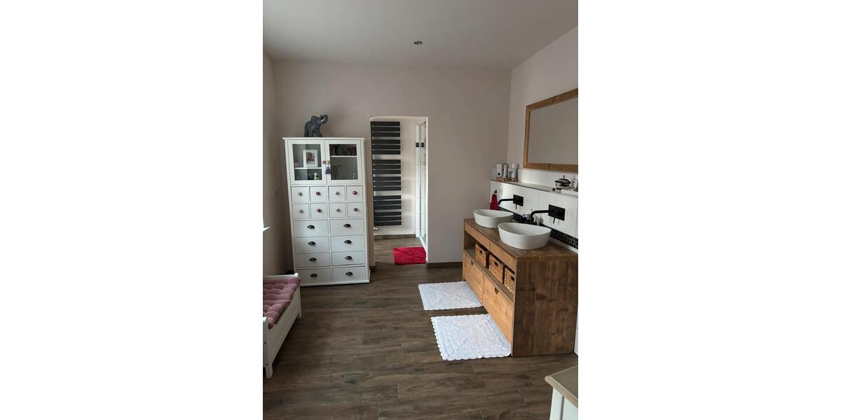 Einfamilienhaus Bitterfeld-Wolfen Bitterfeld - 5 Zimmer, 143 m&sup2;, 349.000&euro; | Angebot:26837397