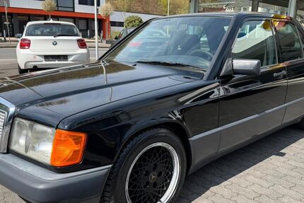 Mercedes-Benz 190 155.000 km 5.990 &euro; Eitorf 53783