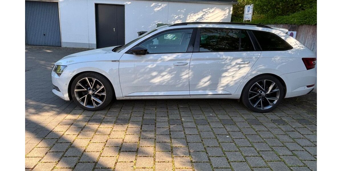 Skoda Superb 118.000 km 19.100 &euro; Altrich 54518
