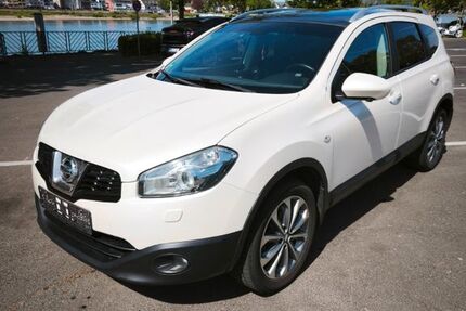 Nissan Qashqai+2 204.900 km 7.900 &euro; Linz 53545