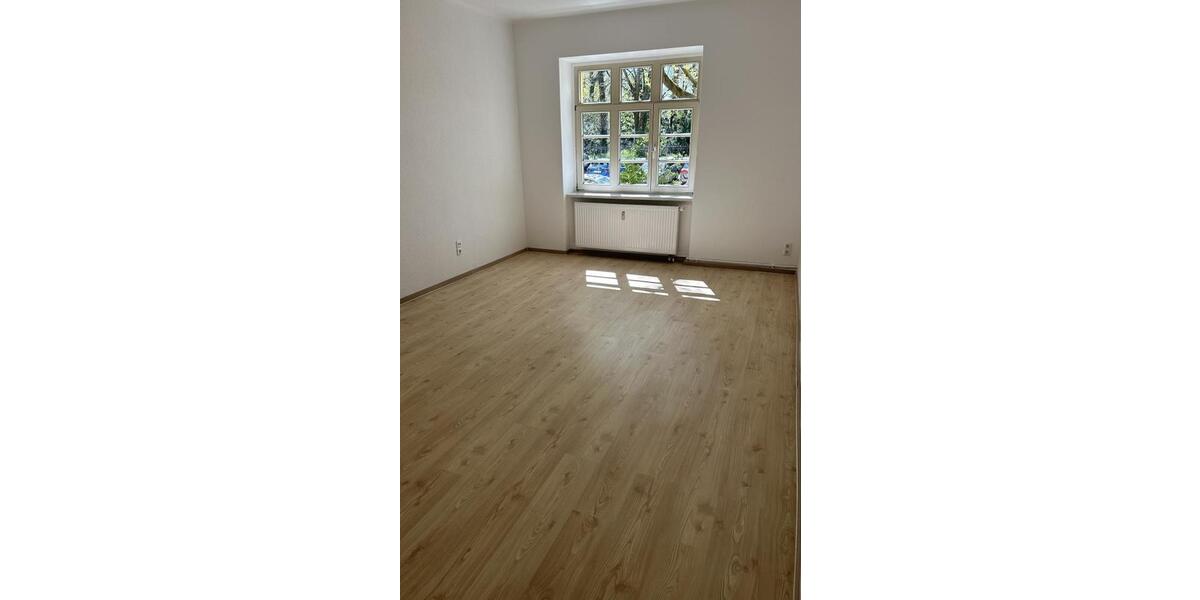 Erdgeschoßwohnung Halle (Saale) Damaschkestraße - 3 Zimmer, 74 m&sup2;, 460&euro; | Angebot:26373307