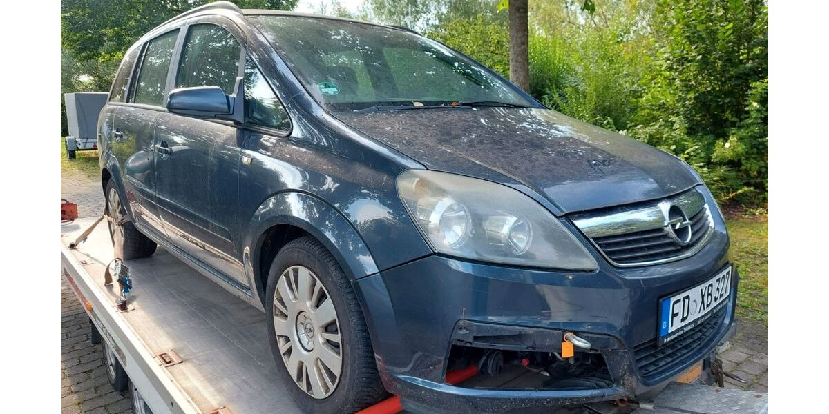 Opel Zafira 245.000 km 1.699 &euro; Eichenzell 36124