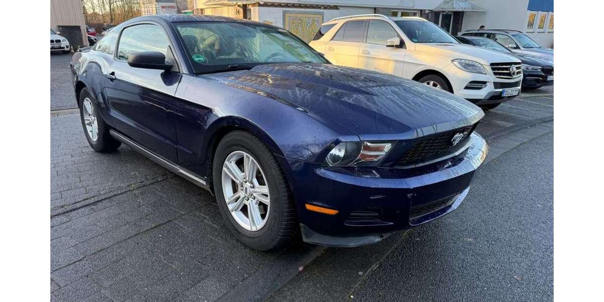 Ford Mustang 120.000 km 15.999 &euro; Bonn 53127