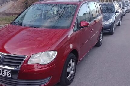 VW Touran 183.000 km 2.750 € Böblingen 71032