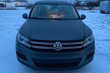 VW Tiguan 86.719 km 9.995 &euro; Schwerin 19061