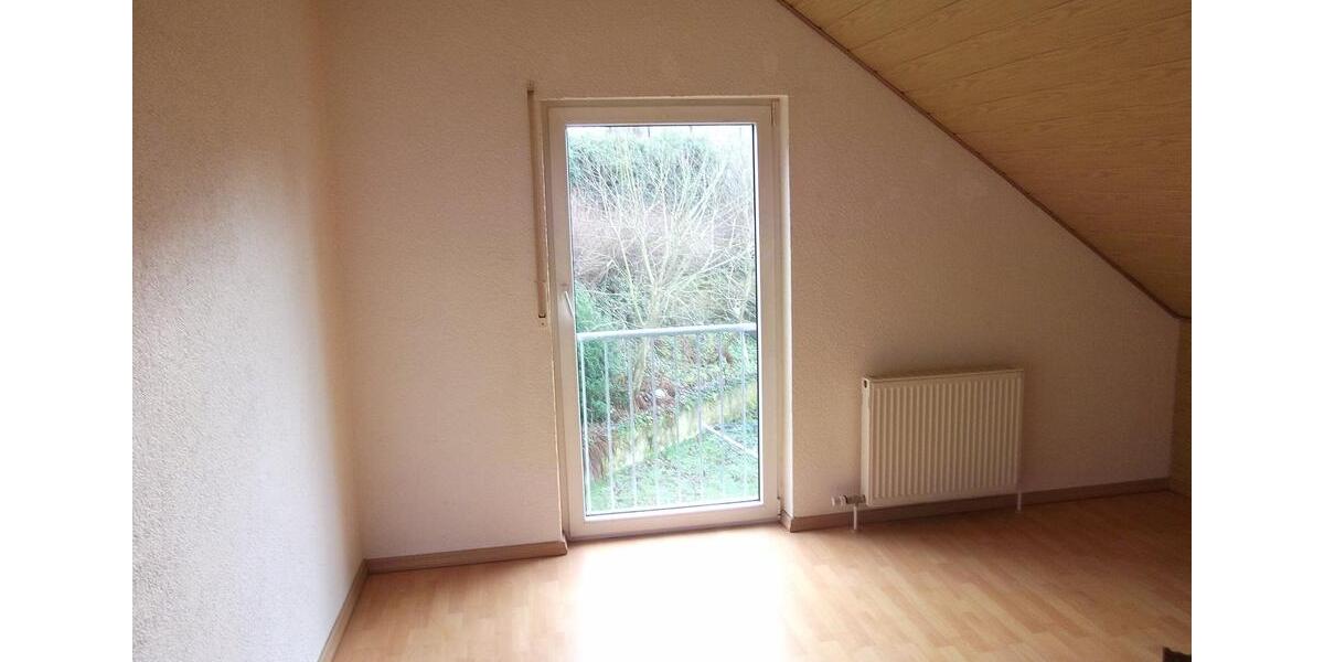 Dachgeschoßwohnung Wipperfürth - 2 Zimmer, 70 m&sup2;, 490&euro; | Angebot:25499382