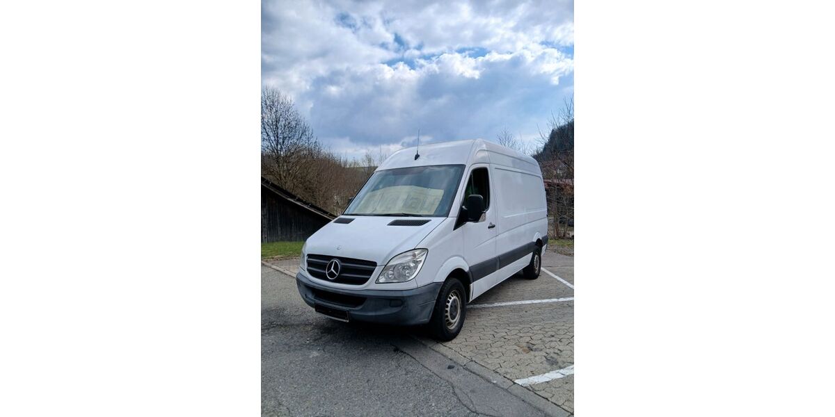 Mercedes-Benz Sprinter 215.546 km 10.990 &euro; Weizen- Stühlingen 79780