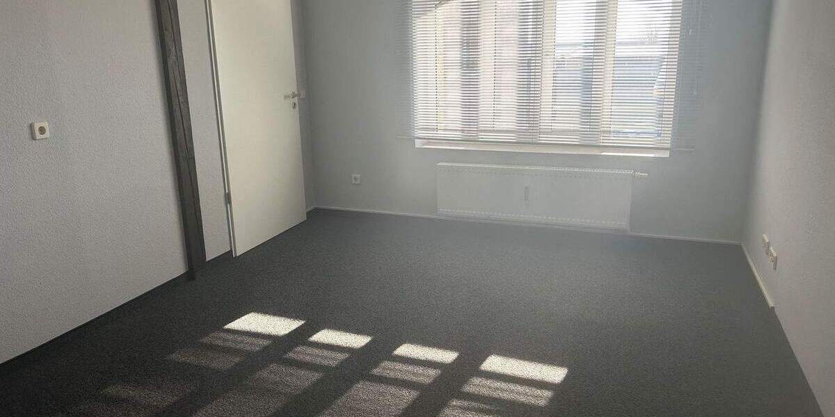 Gewerbeobjekt Halle (Saale) Büschdorf - 1 Zimmer, 488 m&sup2;, 3.990&euro; | Angebot:25671753