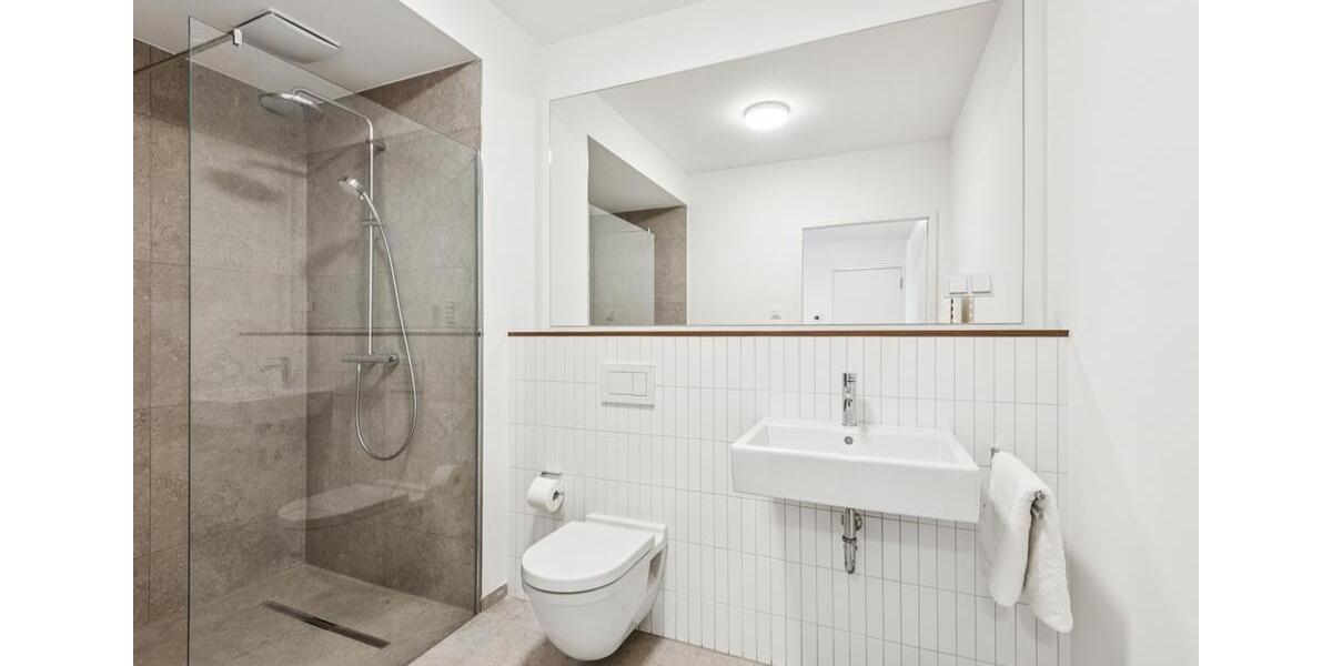 Erdgeschoßwohnung Düsseldorf Stadtbezirk 5 - 5 Zimmer, 131 m&sup2;, 2.630&euro; | Angebot:26548243