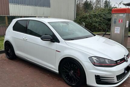 VW Golf 155.000 km 12.299 &euro; Kudensee 25572
