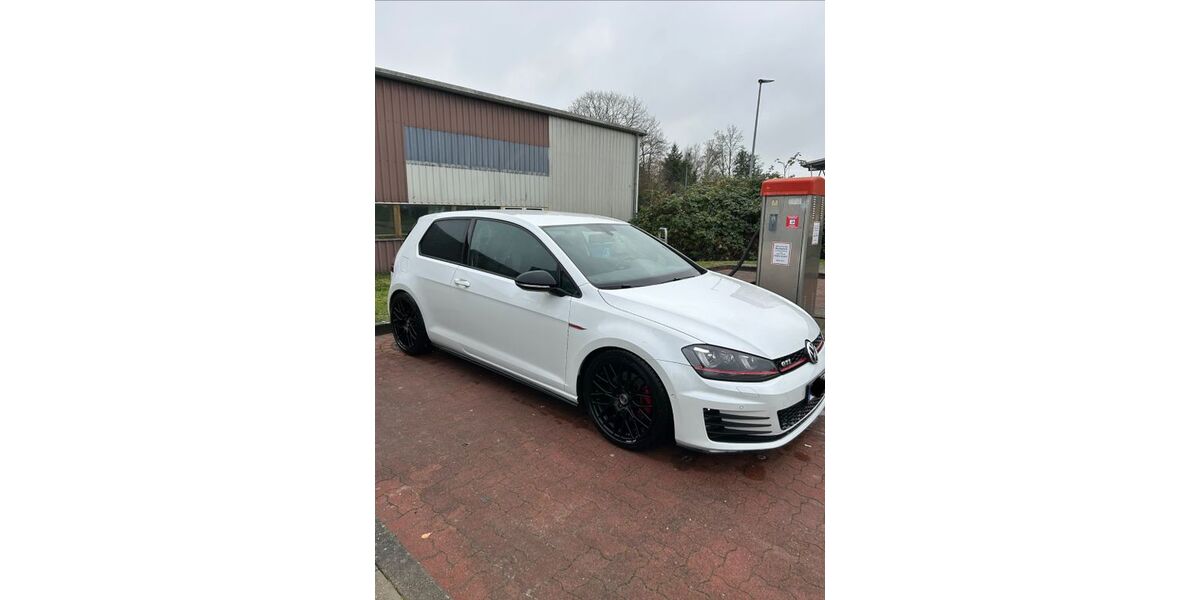 VW Golf 155.000 km 12.299 &euro; Kudensee 25572