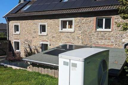 Modernisiertes Landhaus in Venwegen - Wärmepumpe, PV & 3.200 m² Streuobstwiese am Waldrand 7 zimmer