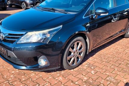 Toyota Avensis 203.793 km 6.500 &euro; Halle (Westfalen) 33790